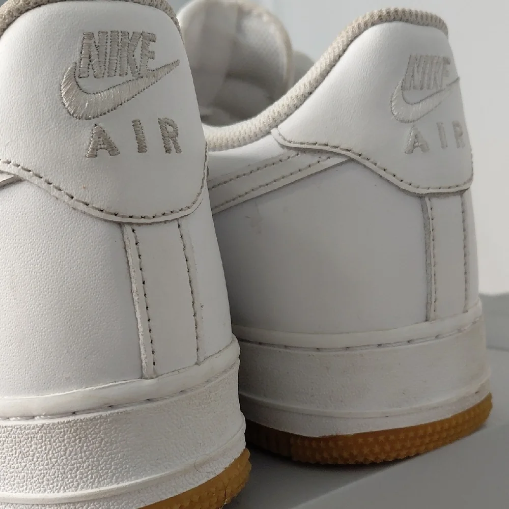 Nike White and Blue Sneakers